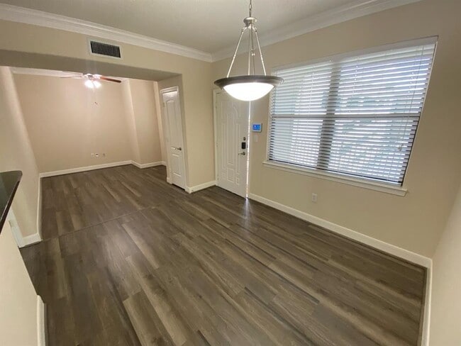 Building Photo - 2299 Lone Star Dr
