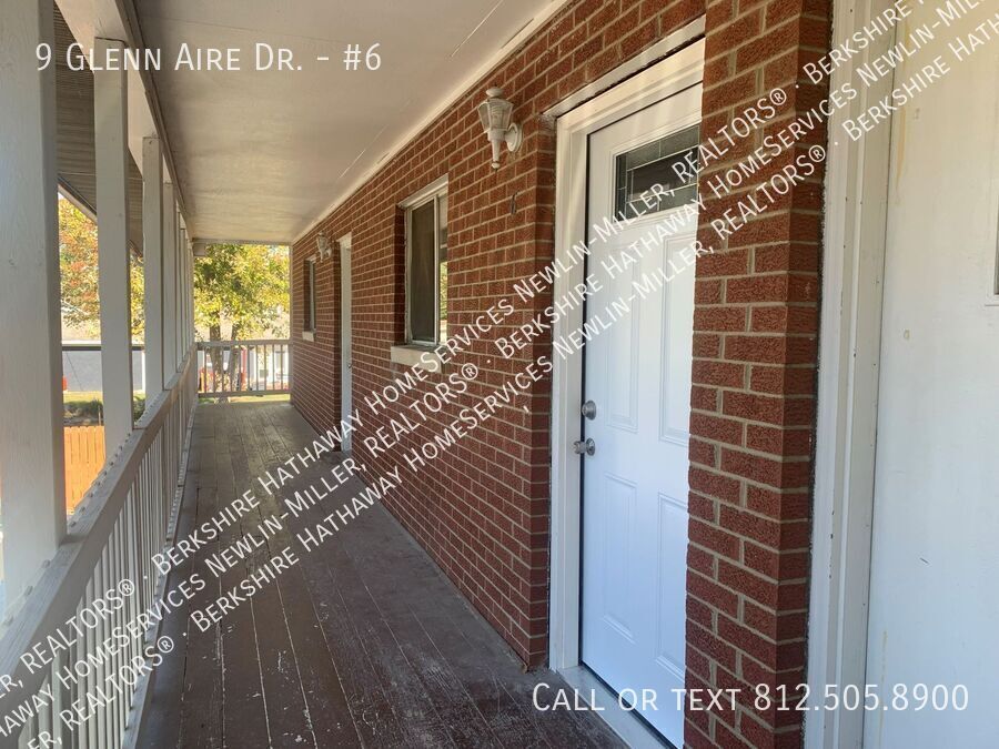 Primary Photo - Newly Remodeled 1 Bed, 1 Bath Upper Apartm...