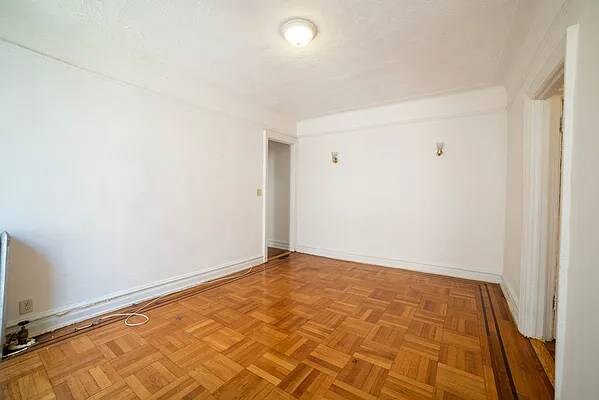 Foto del edificio - 196 Clinton Ave