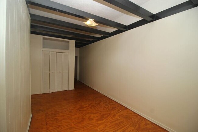 Foto del edificio - 212 E Biddle St