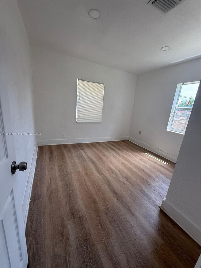 Photo - 2424 NW 44th St House