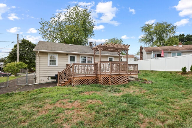 Building Photo - 88 Aircraft Rd