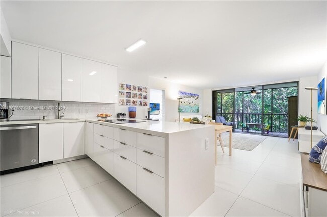 Foto del edificio - 55 Ocean Ln Dr