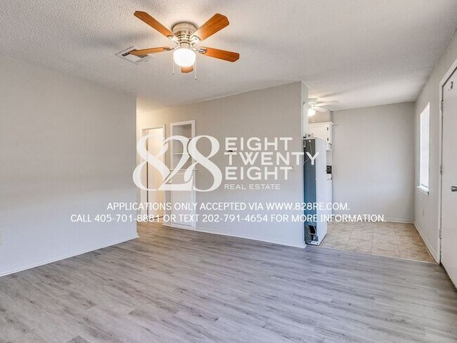 Foto del edificio - AVAILABLE NOW! 2 BD/1 BATH RENTAL IN NOBLE!