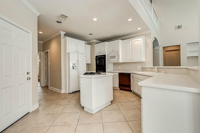 Building Photo - 5715 Sapphire Vista Ln