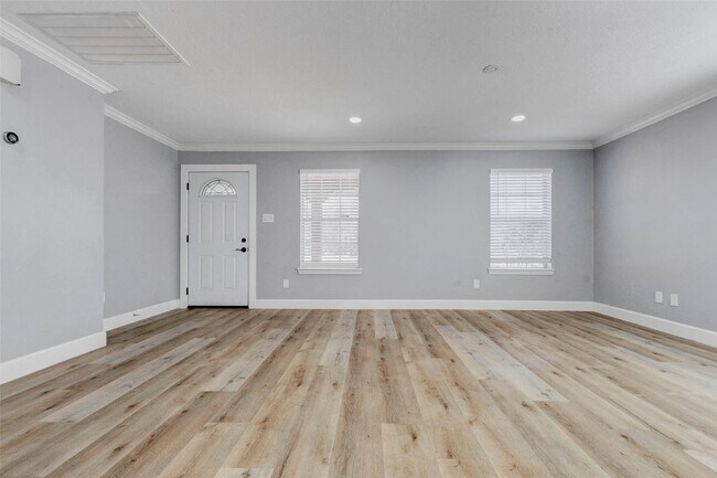 Foto del edificio - 611 Kenney St