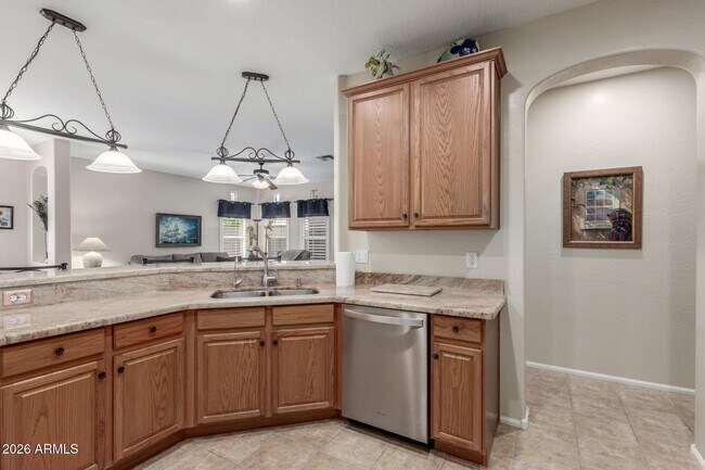 Foto del edificio - 10606 W Adam Ave