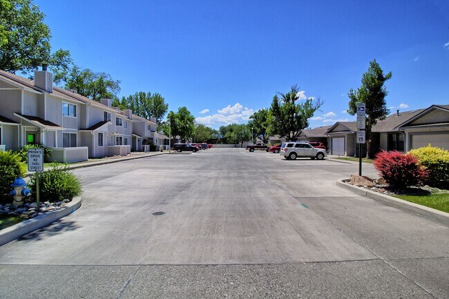 Foto del edificio - 1305 Wellington Ave