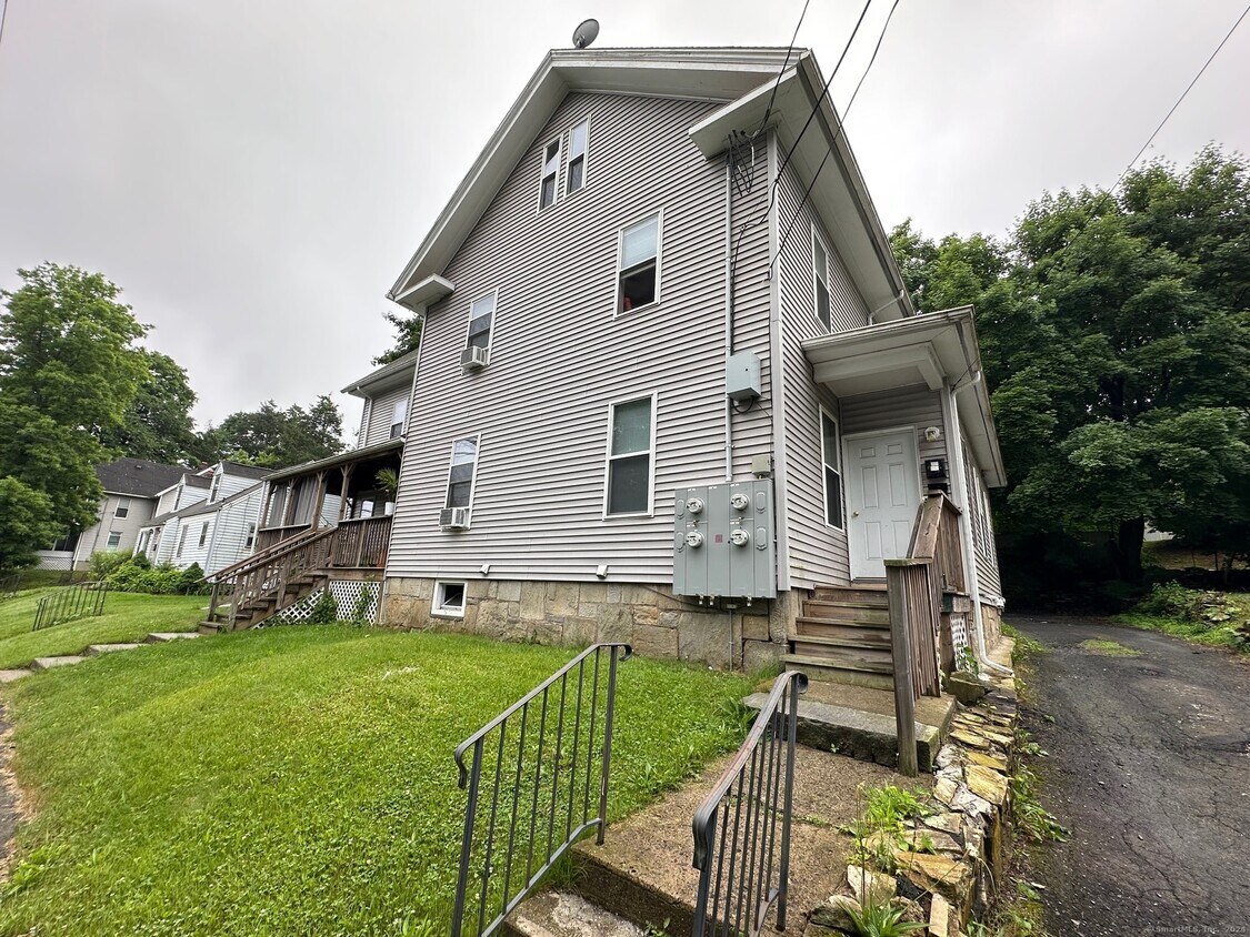 Foto principal - 702 Howe Ave