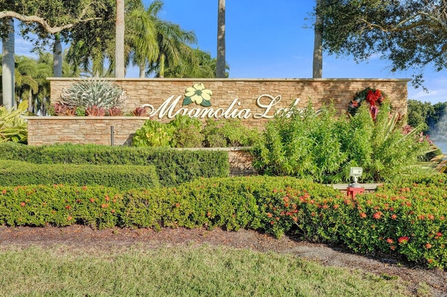 Foto del edificio - 118 NW Pleasant Grove Way