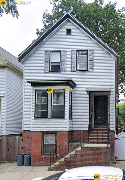 Foto principal - 154 Trenton St