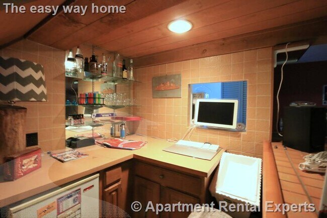 Building Photo - 90 North St