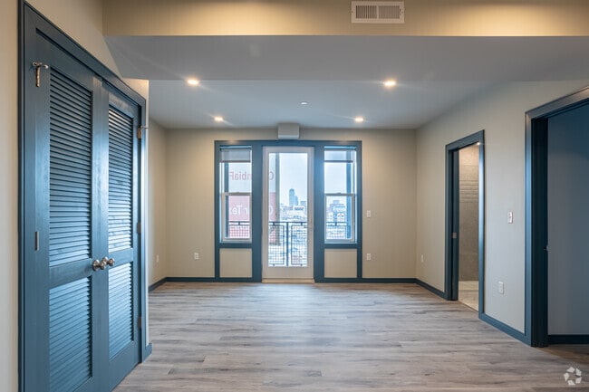 2BR, 2BA - Columbia Flats