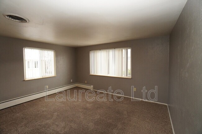 Foto del edificio - 10500 W 8th Ave