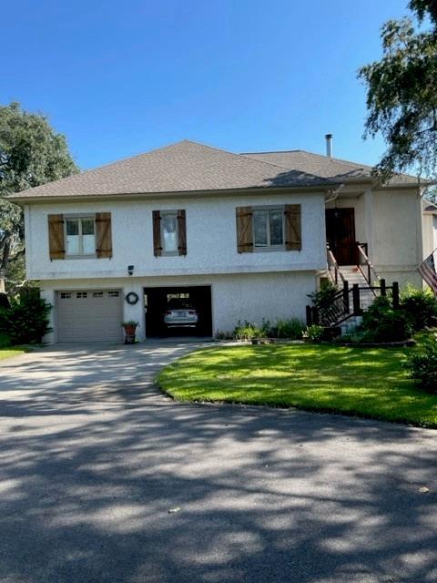 Foto del edificio - 404 Palm Ct