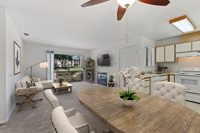 Interior Photo - REFLECTIONS