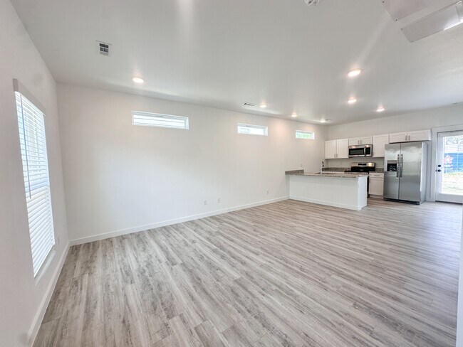 Foto del edificio - 861 States Ave