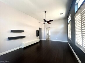 Building Photo - 5923 Poplar Tree St