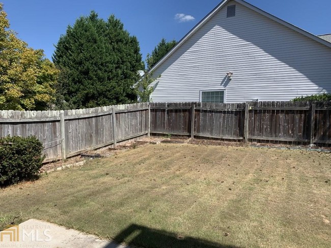 Building Photo - 175 Habersham Dr