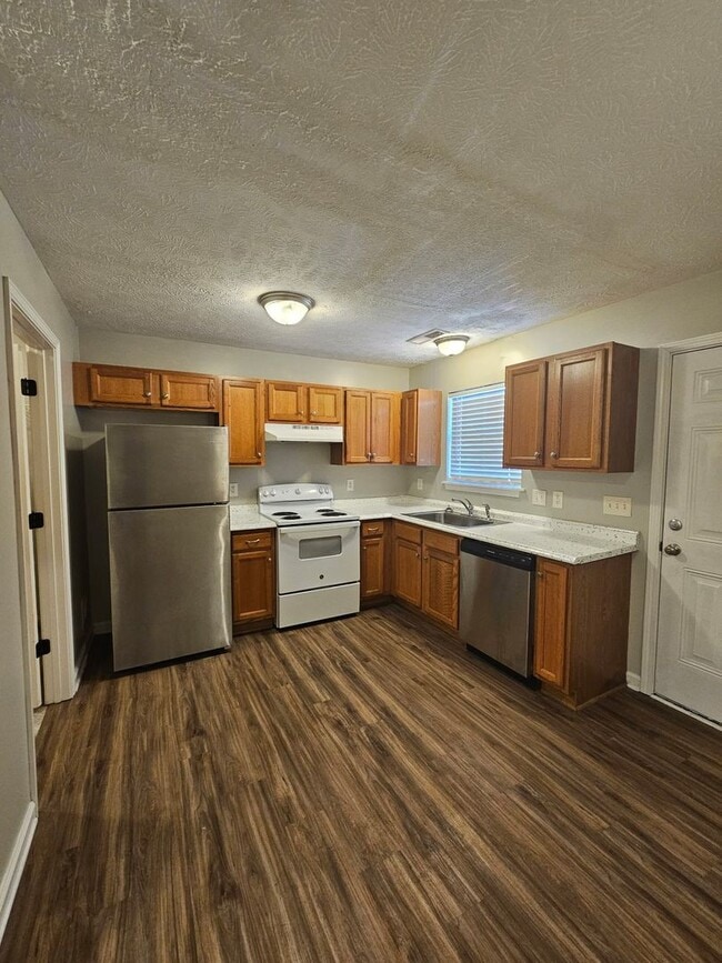 Building Photo - Murfreesboro Duplex - Prime Location Near ...