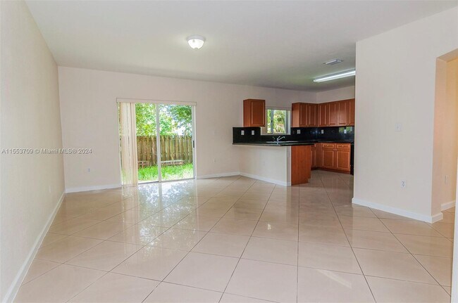 Building Photo - 5702 SW 162nd Pass