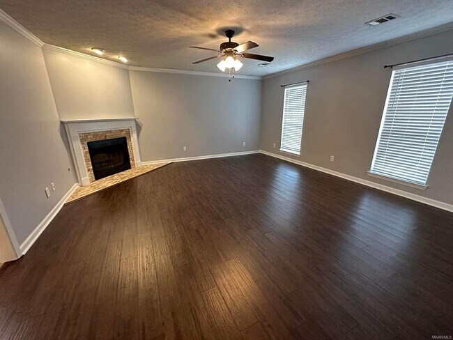 Building Photo - 105 Mara Ct