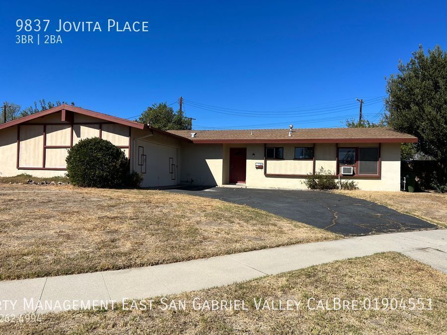 Primary Photo - AFFORDABLE THREE BEDROOM HOME IN CHATSWORTH