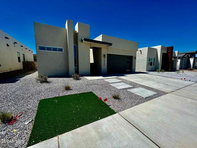 Building Photo - 12344 Desert Heights Ct
