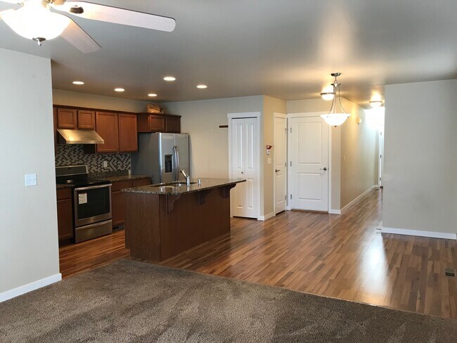 Foto del edificio - 4725 Parker St