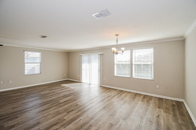 Foto del edificio - 2231 Pebble Point Dr