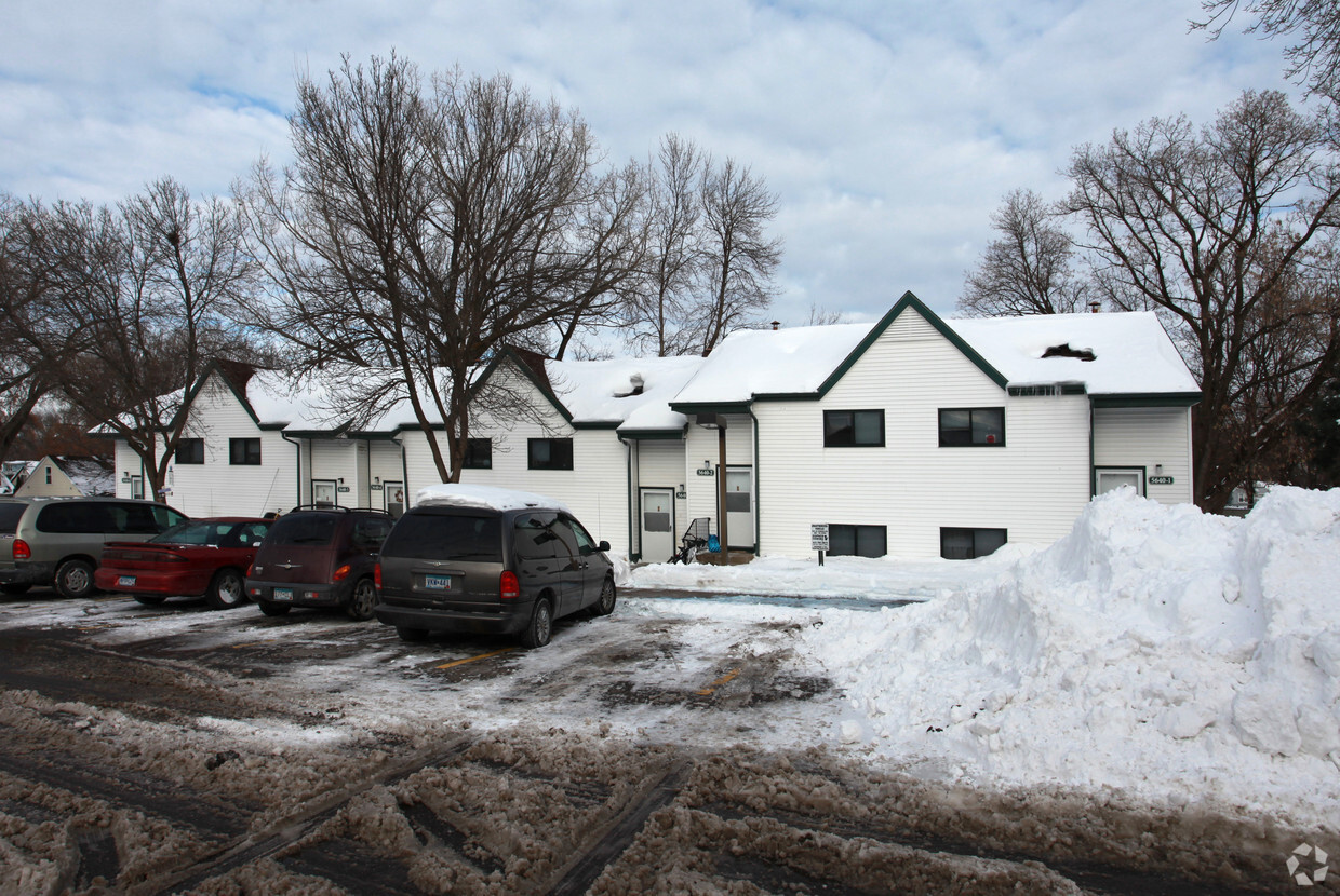 Primary Photo - Diamond Hill Townhomes