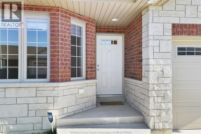 Building Photo - 1060 Peabody Ave