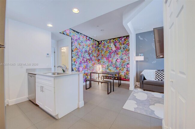 Foto del edificio - 346 NW 35th St