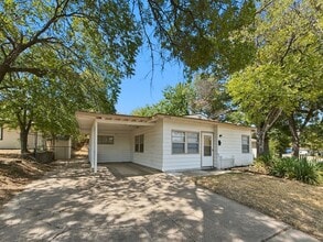 Building Photo - 3520 Western Ave