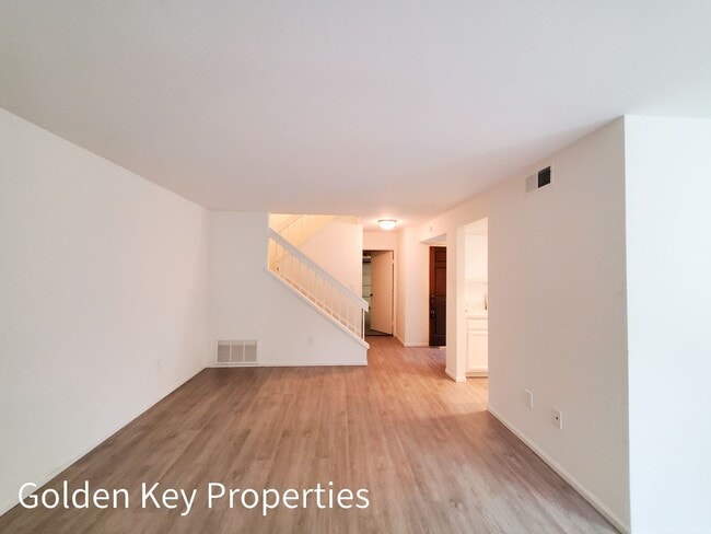 Building Photo - Lovely 2-story townhome in The Cape at Cal...