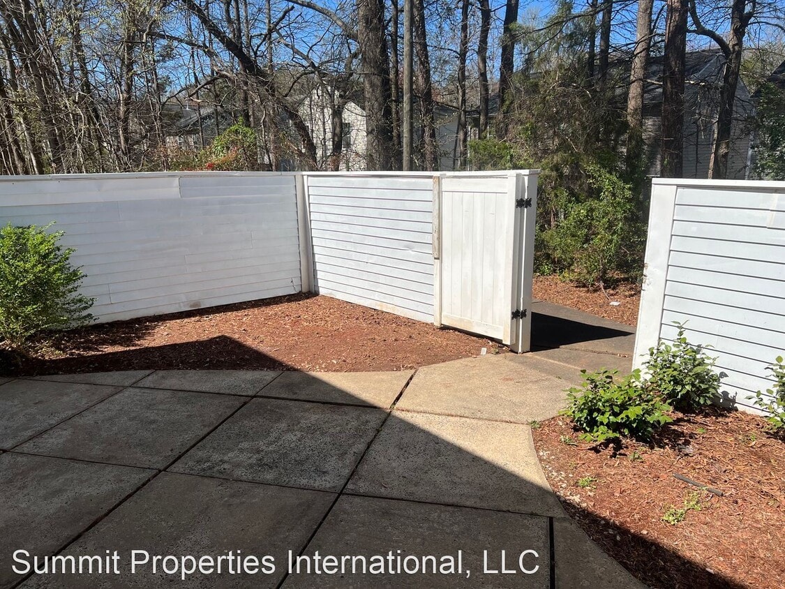 Primary Photo - 3 br, 2 bath House - Stonington Lane 7019