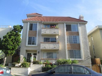 Building Photo - 10641 Kinnard Ave