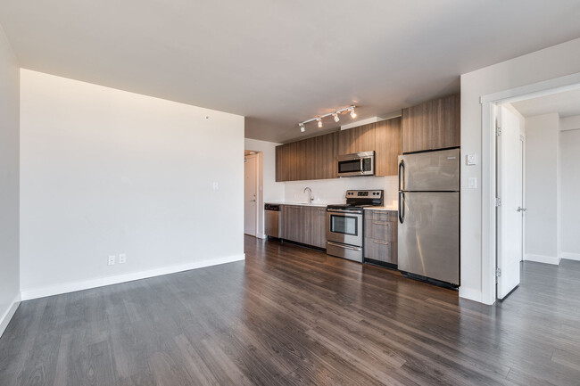 Hudson Walk One Apartments - 755 Caledonia Ave Victoria, BC ...