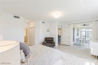 Building Photo - 5740 Oakmont Ct