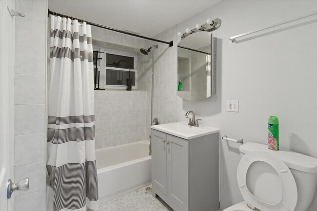 Foto del edificio - 910 W Gunnison St
