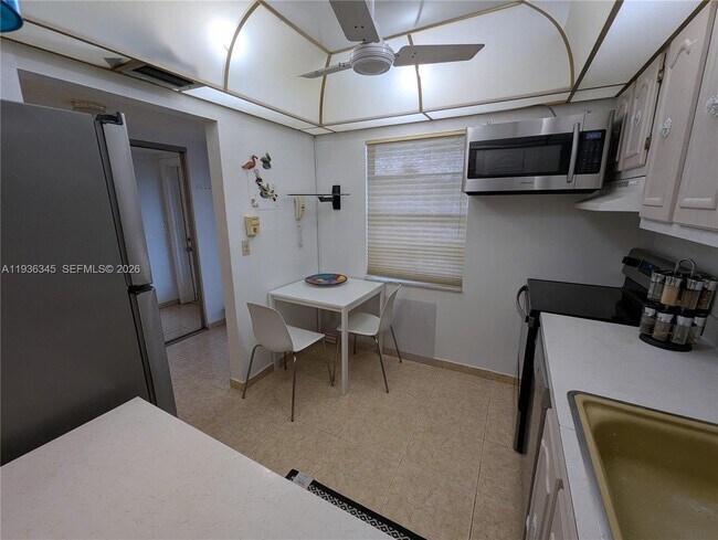 Foto del edificio - 2 Abbey Ln