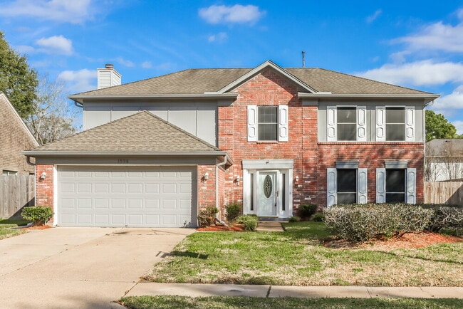 Building Photo - 1506 Newmark Dr