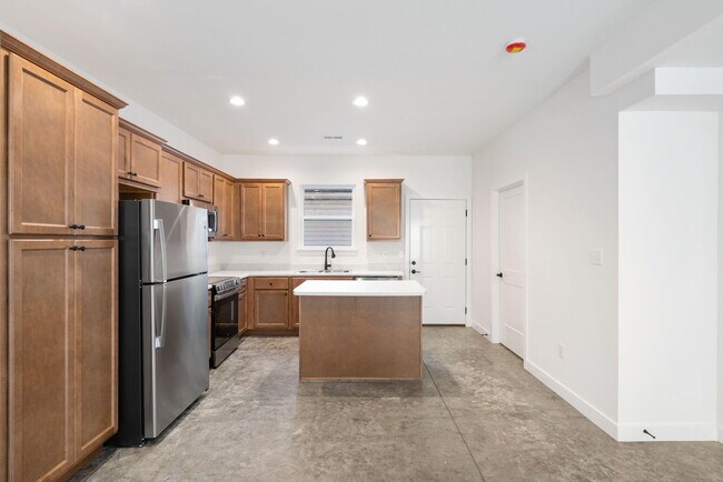 Foto del edificio - 308 E Morgan St