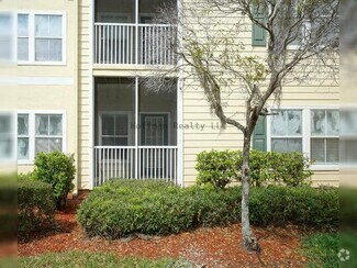 Building Photo - 18425 Bridle Club Dr