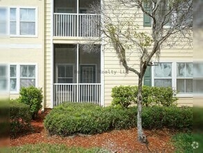 Building Photo - 18425 Bridle Club Dr