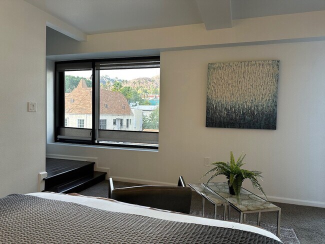 Foto del edificio - 7320 Hawthorn Ave