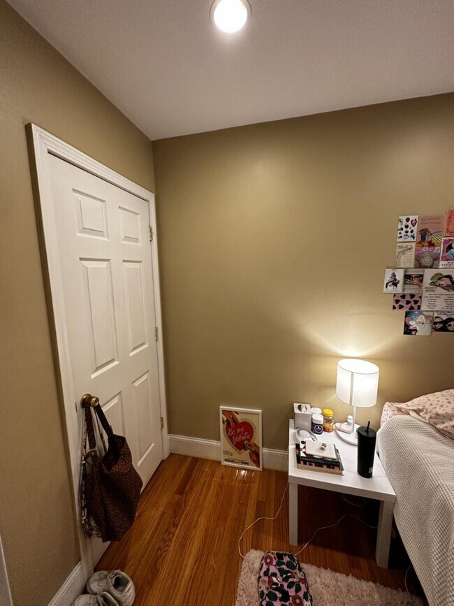 Foto del edificio - 3 bedroom in Brookline MA 02446