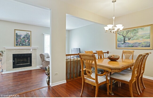 Foto del edificio - 544 W Parkside Dr
