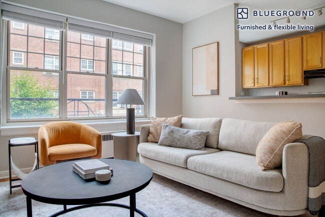 Building Photo - 2752 Hampton Pkwy