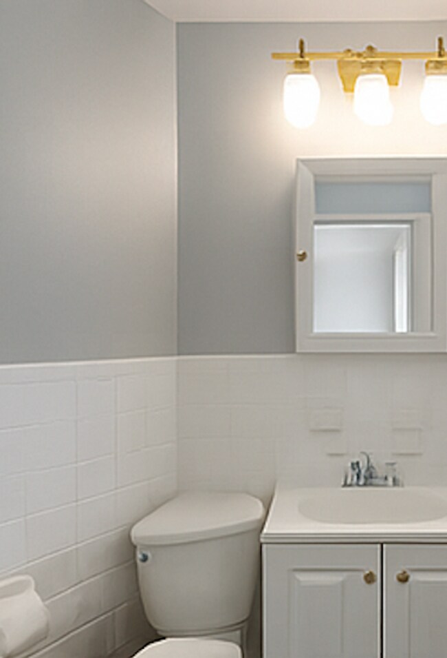 Foto del interior - Riley Realty, LLC